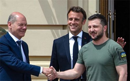 710aa2a3d2973a45cec880269394b047.jpg 710aa2a3d2973a45cec880269394b047.jpg