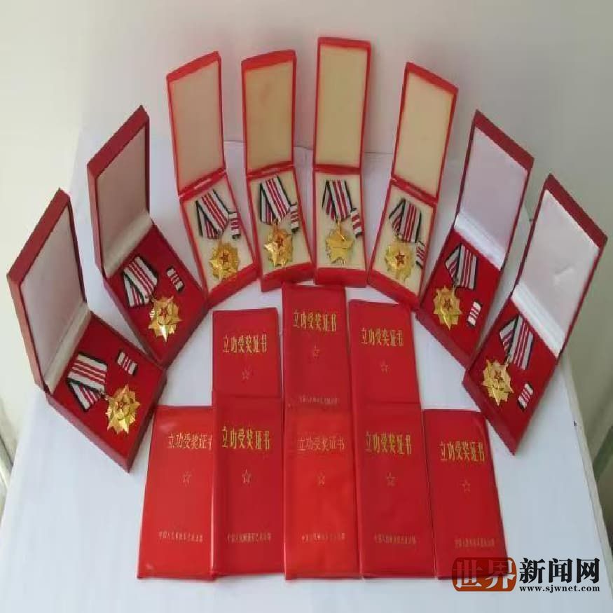 cc8741f125ac72cdd4e1e344576bbca0.jpg
