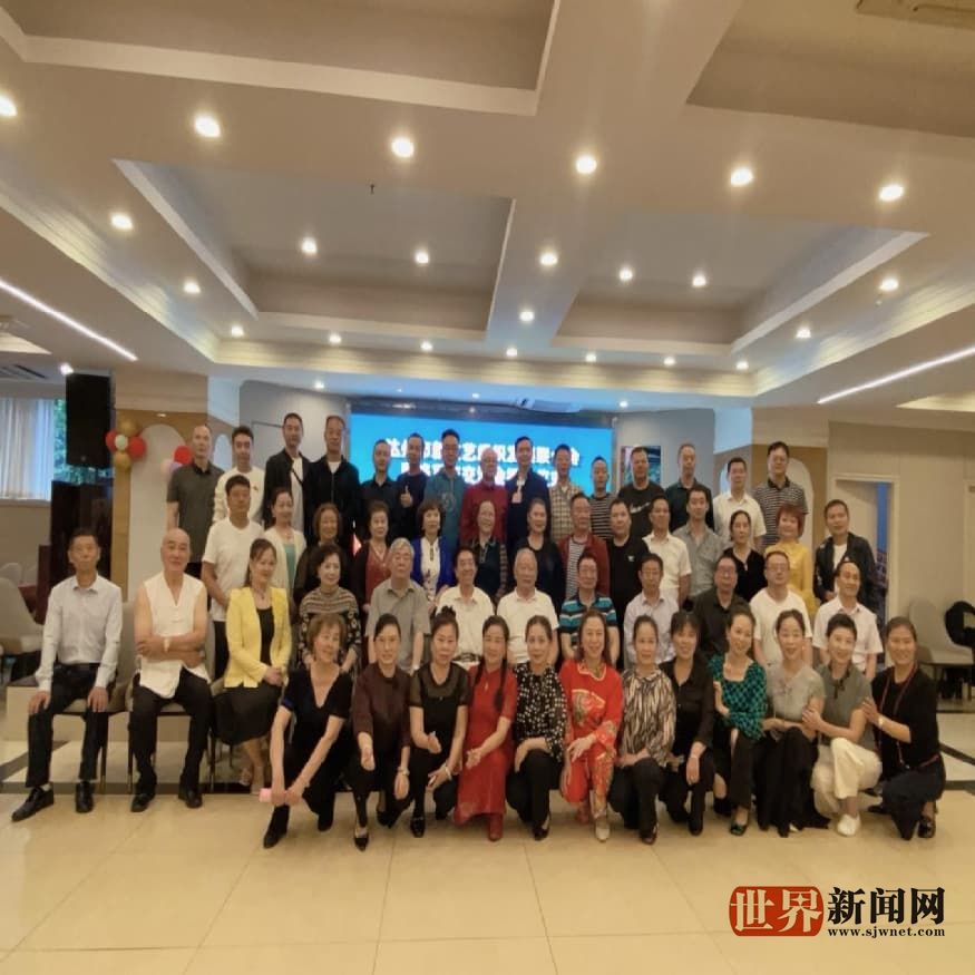 0fd5cd648537c535ff6c3b220876844a.jpg