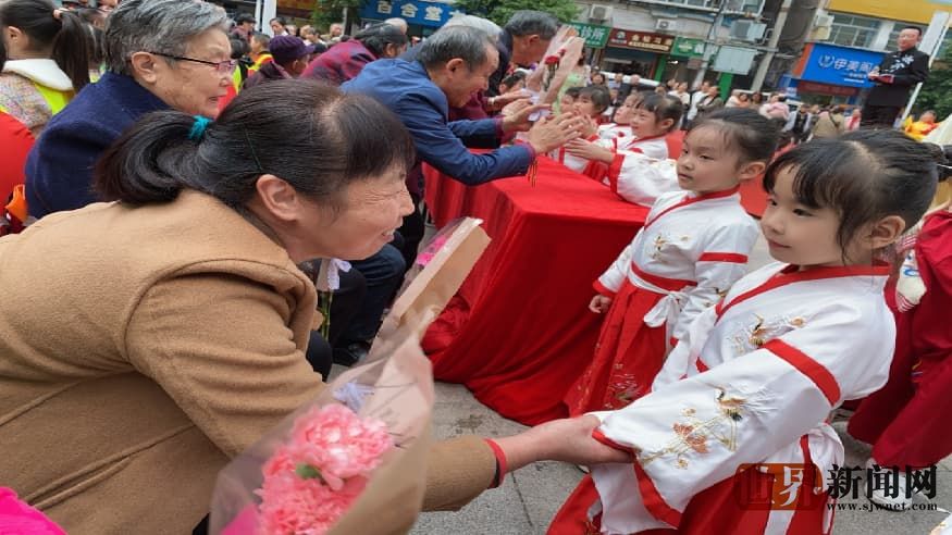 1753ffc388ef27bd53f329ed2ff158fa.jpg 1753ffc388ef27bd53f329ed2ff158fa.jpg