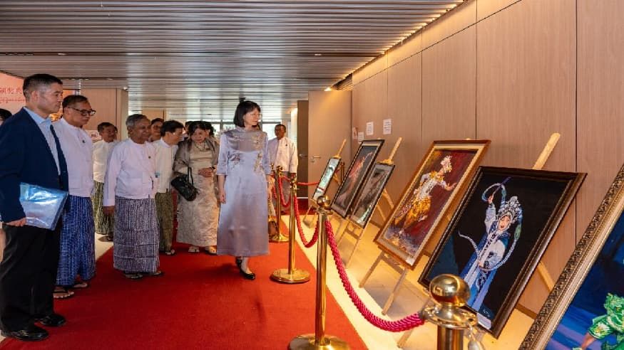 c9d81c565d88a9030640bcc688794959.jpg c9d81c565d88a9030640bcc688794959.jpg