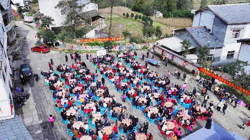 2b988b403db2ef17e99243d764a57645.jpg 2b988b403db2ef17e99243d764a57645.jpg