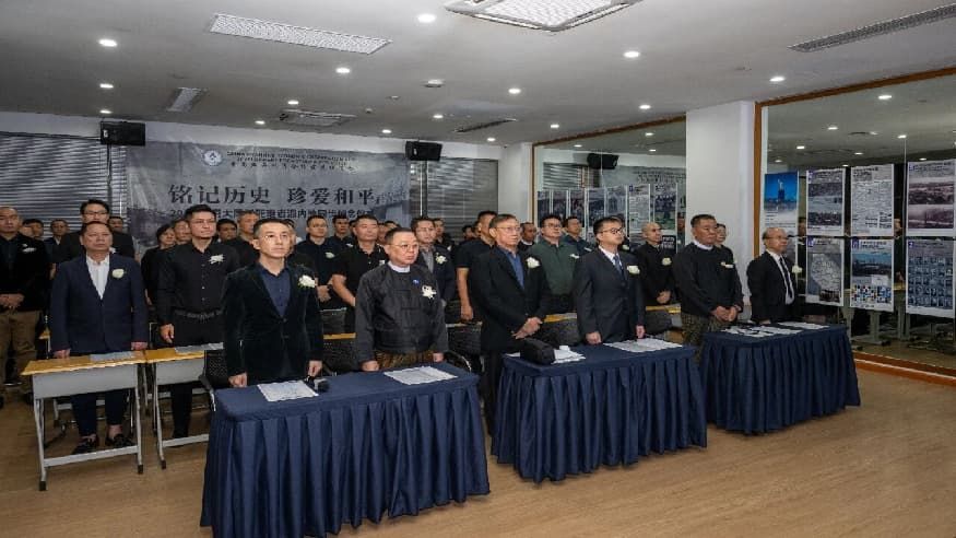 a83d37b22d25f76a41d07d51c2d64459.jpg a83d37b22d25f76a41d07d51c2d64459.jpg