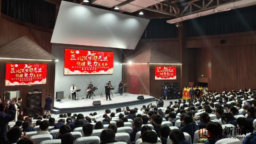 5cc2e983163c7f93227317a181ad7716.jpg 5cc2e983163c7f93227317a181ad7716.jpg