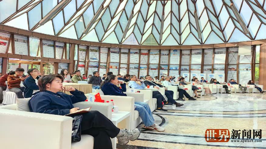 0028345ea119b7e51d8e25fea5a20295.jpg 0028345ea119b7e51d8e25fea5a20295.jpg