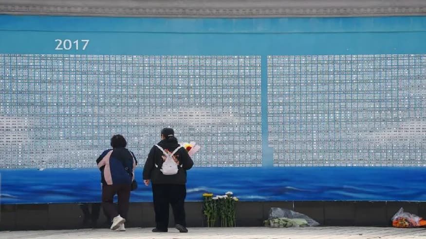 9bce55ba77121c213f25f5aabbc61c9f.jpg 9bce55ba77121c213f25f5aabbc61c9f.jpg