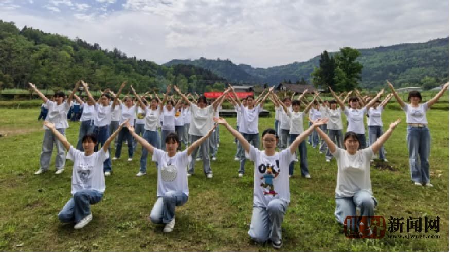 d3b834573001b4d4e777751c534329f7.jpg d3b834573001b4d4e777751c534329f7.jpg